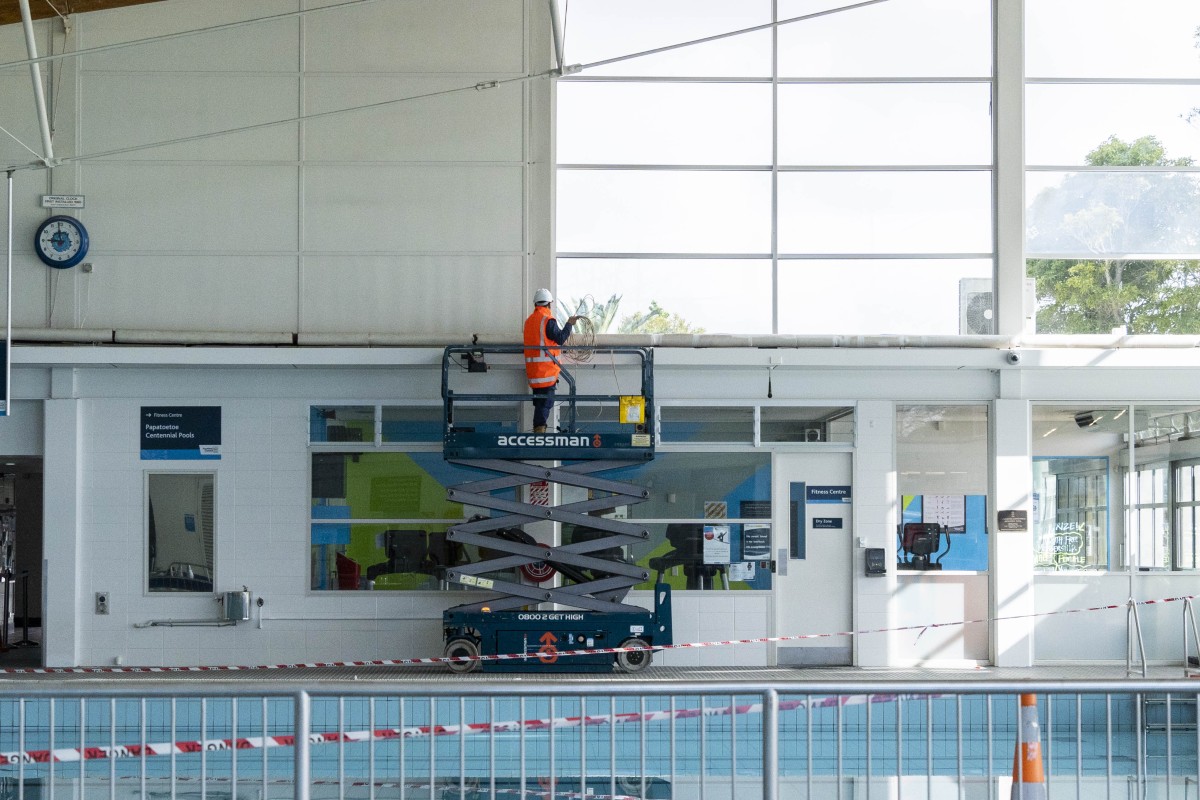 Pool Maintenance 06